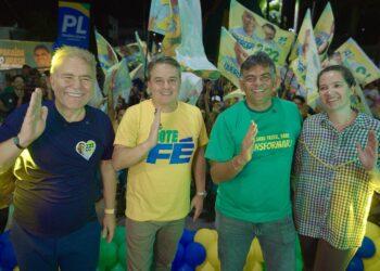 Efraim participa de lançamento de Deda Claudino em Guarabira e destaca: “A mudança precisa ser de atitude”