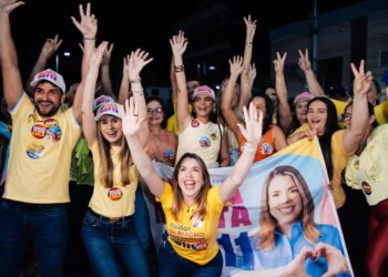 Com adesivaços e arrastões, Olívia Motta fortalece candidatura do Litoral ao Sertão da Paraíba